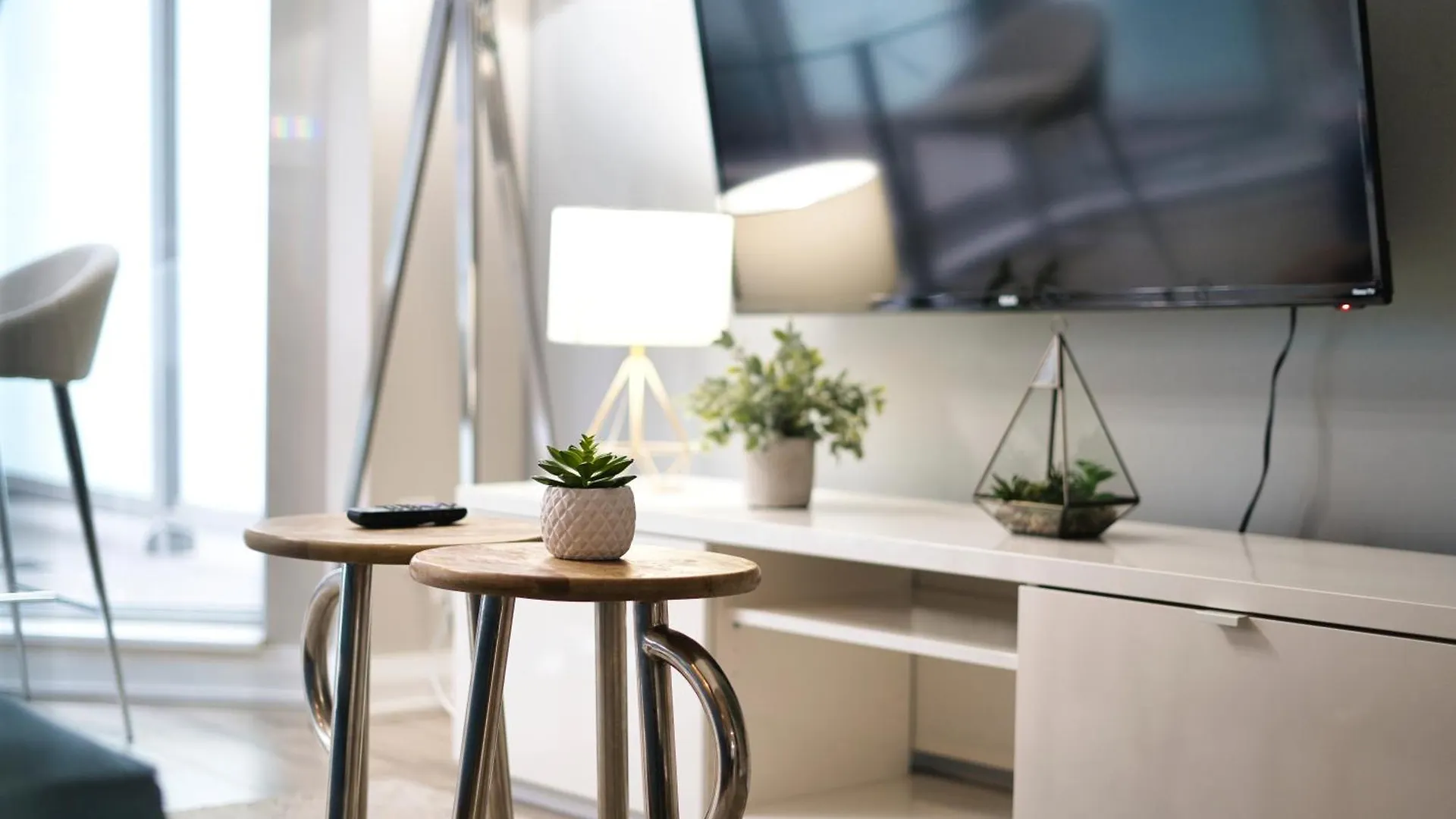 Apartment Modern 1 Bedroom Sleeps 3 Yorkville Stk Toronto