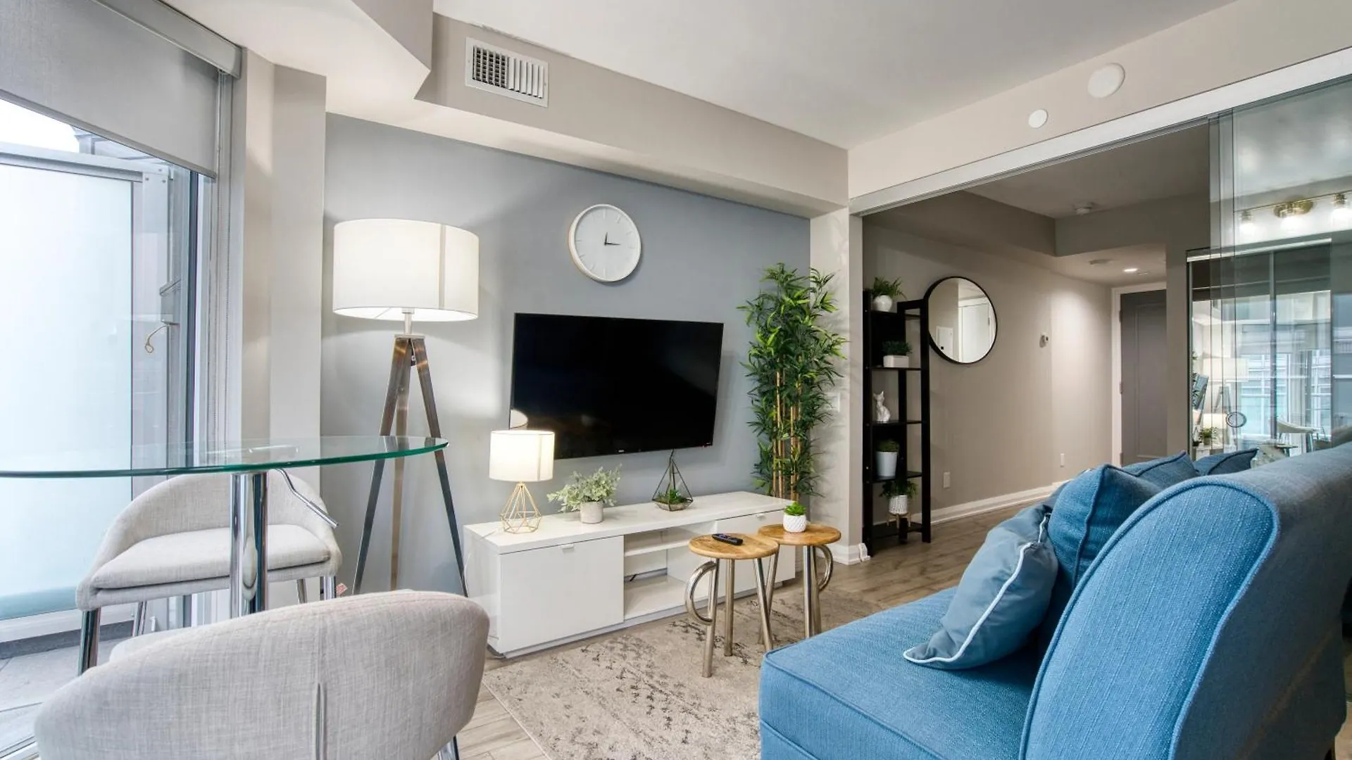 Modern 1 Bedroom Sleeps 3 Yorkville Stk Toronto